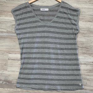 Grey Striped Carve Designs Sleeveless Tee Sz M